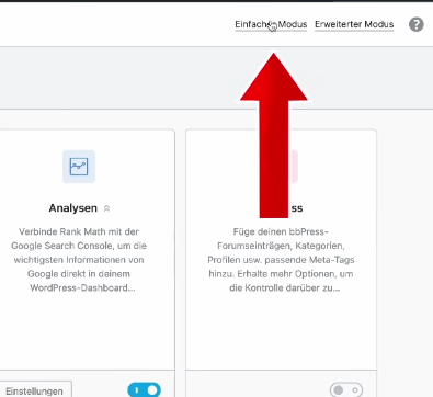 Roter Pfeil auf "Einfacher Modus" im Backend von Rank Math SEO